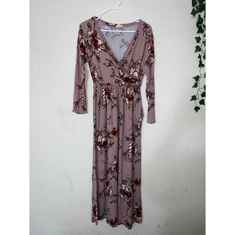 Maternity/nursing dress size L